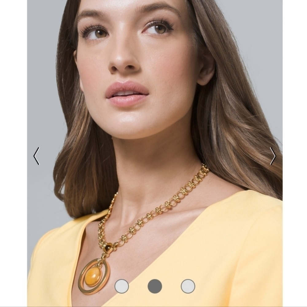 Yellow Jade Circle Pendant Necklace